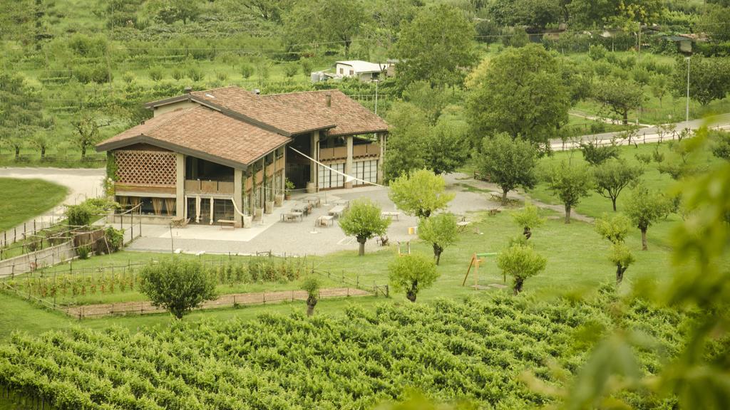 Agriturismo Locanda Del Pesco Collebeato Exterior photo