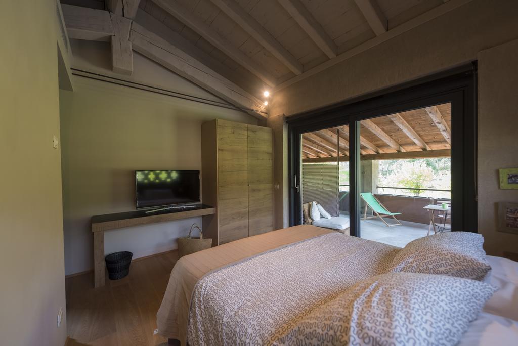 Agriturismo Locanda Del Pesco Collebeato Room photo